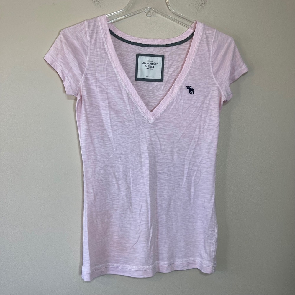 Abercrombie & Fitch Pink V-Neck Short Sleeve Moose Logo Tee Shirt Womens Large
